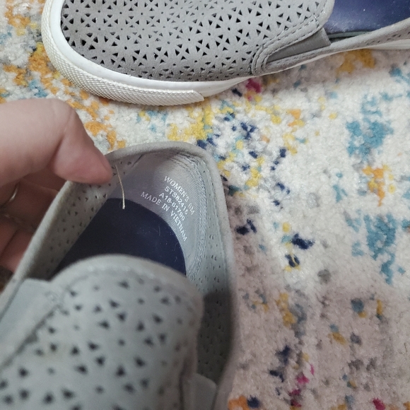 Lasercut Sperry slip ons - Picture 7 of 9